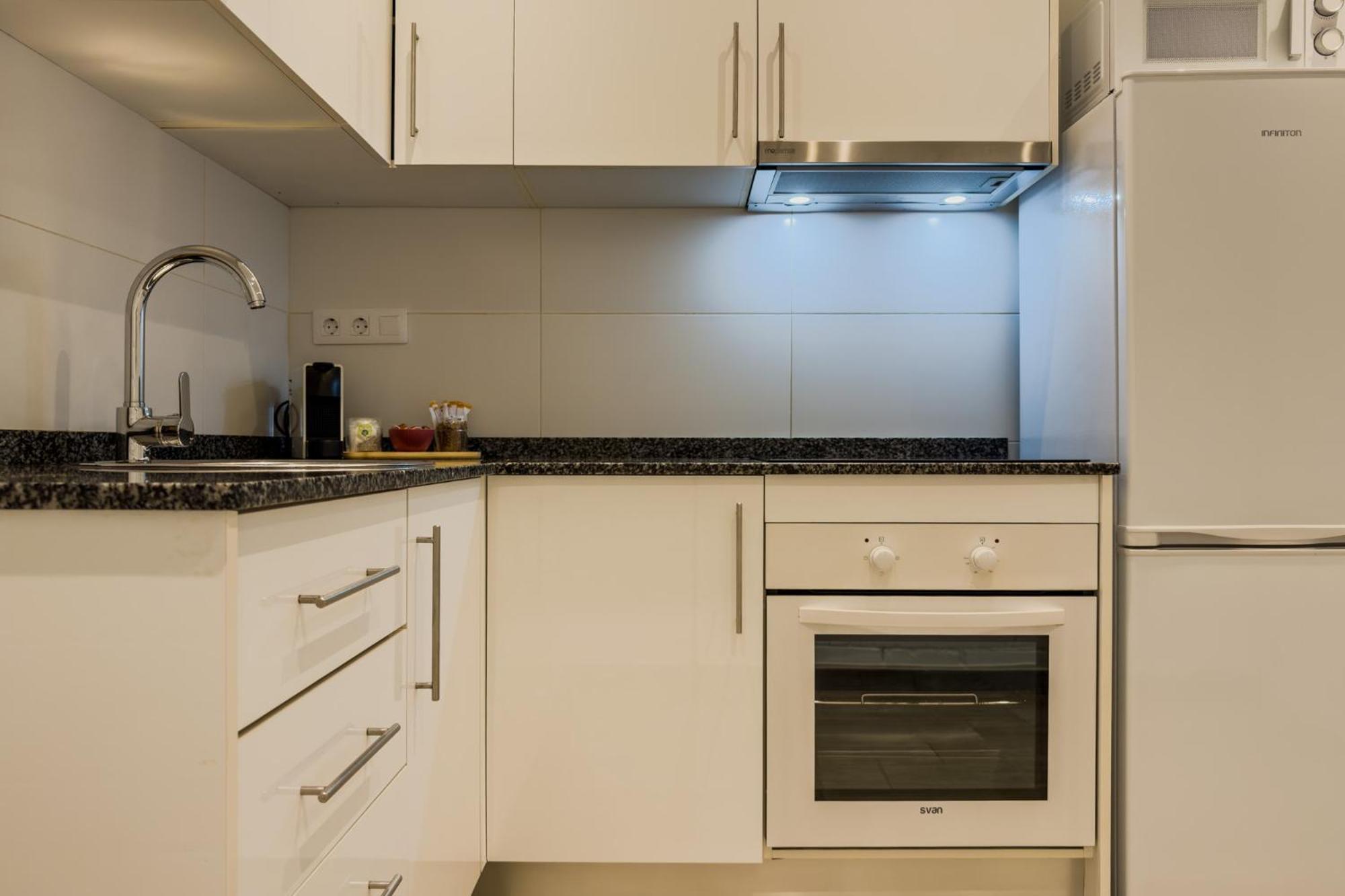 Novus Homes Barcelona Santa Eulalia L'Hospitalet de Llobregat Exterior foto