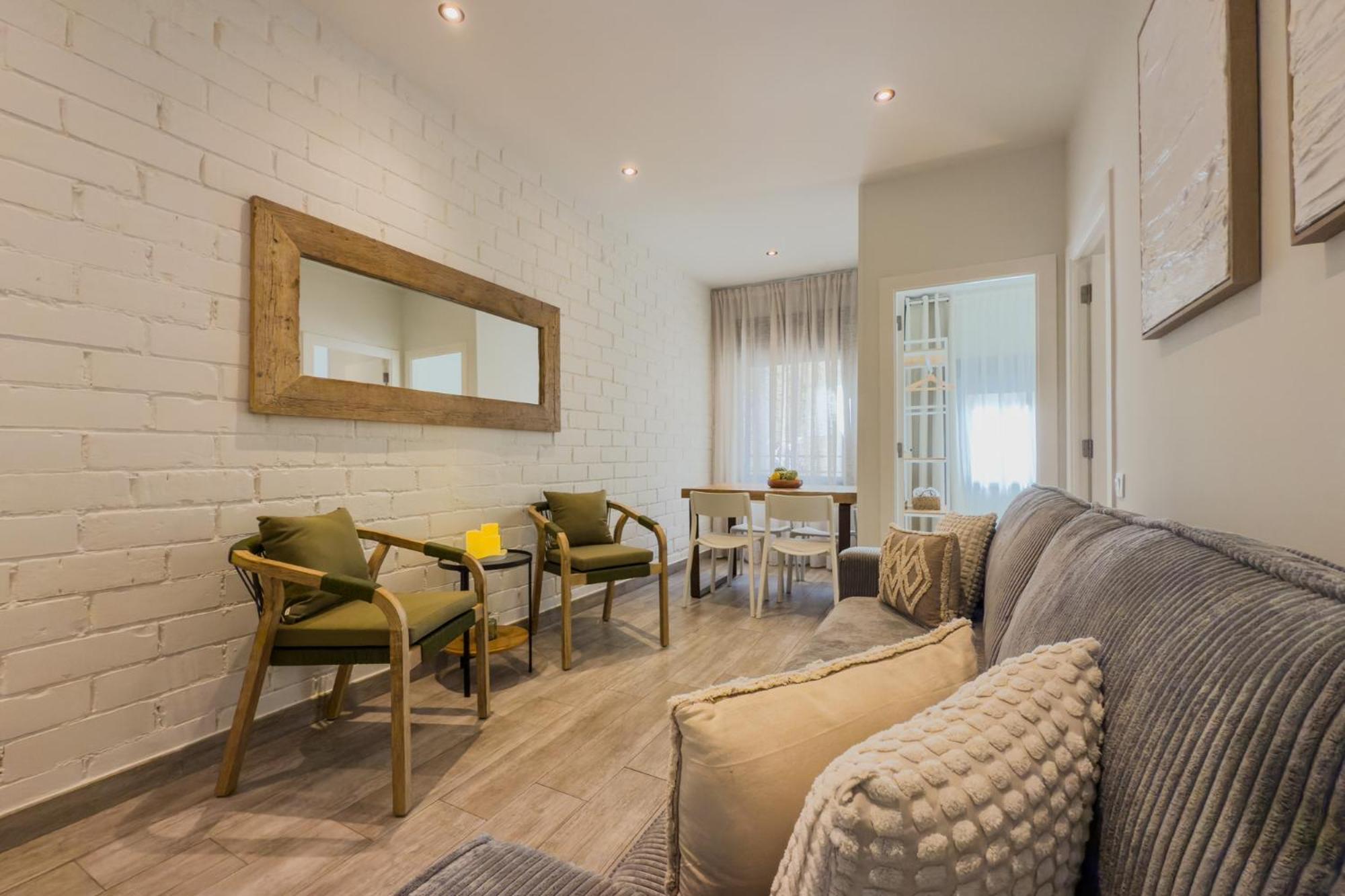 Novus Homes Barcelona Santa Eulalia L'Hospitalet de Llobregat Exterior foto