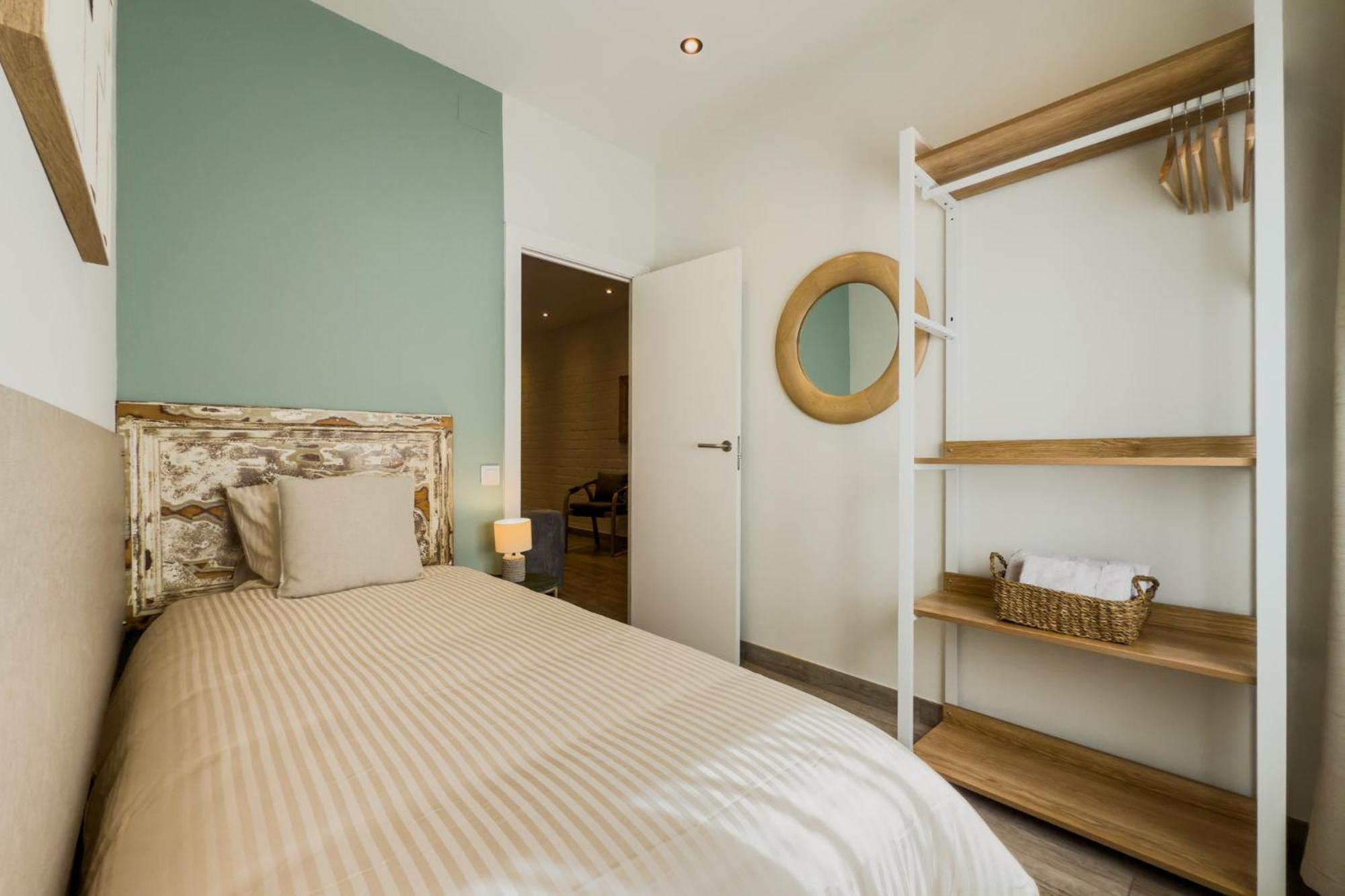 Novus Homes Barcelona Santa Eulalia L'Hospitalet de Llobregat Exterior foto